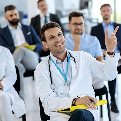 50 Alanında Uzman Akademisyen